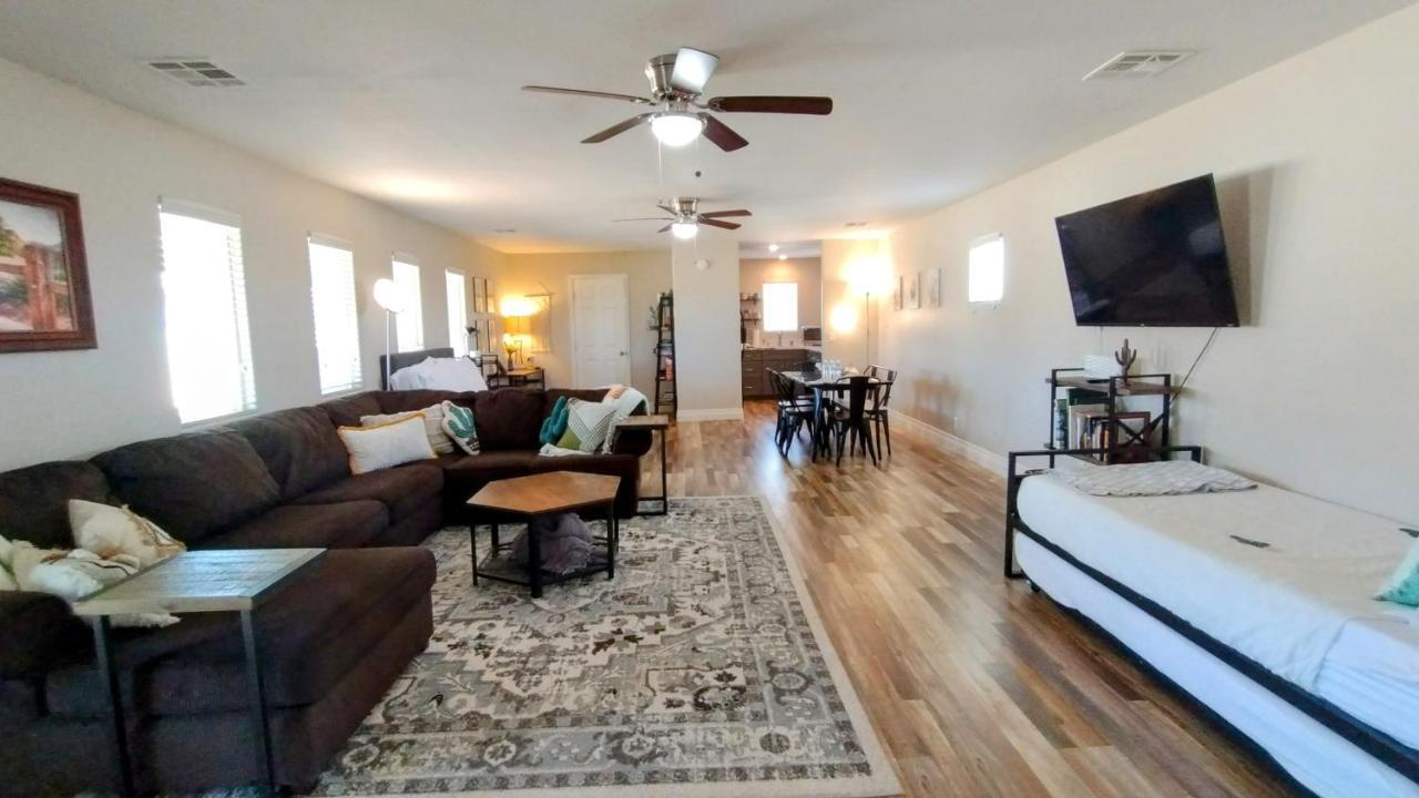 Falcon Cottage Pahrump Luaran gambar